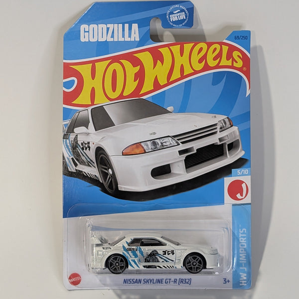 Hot Wheels 2023 Godzilla Nissan Skyline GT-R R32 White