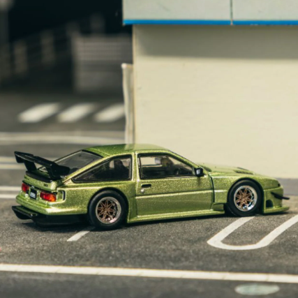 1/64 Toyota Sprinter Trueno AE86 Widebody Green - Designed by Jon Sibal - Tarmac Works GLOBAL64