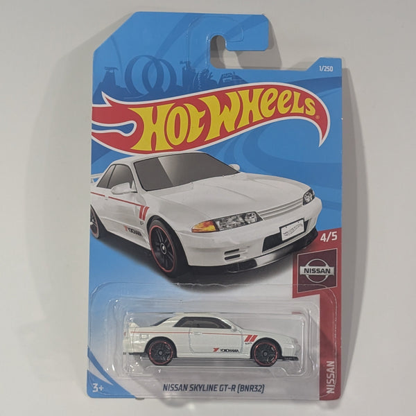 HOT WHEELS - NISSAN SKYLINE GTR (BNR32)